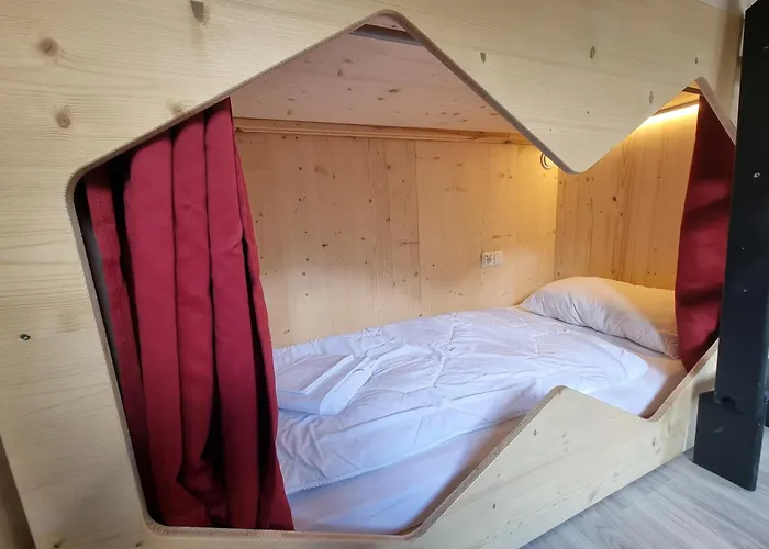 Stanton Hostel