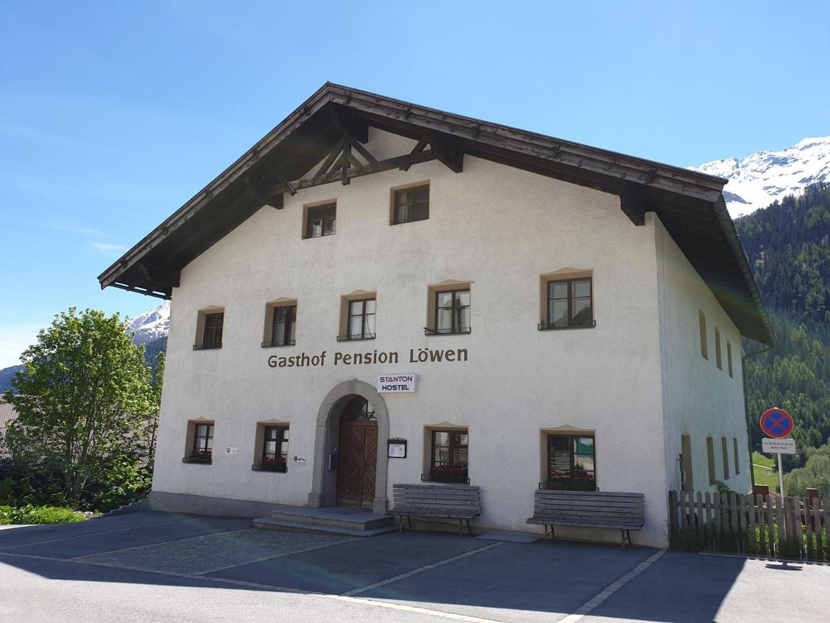 Stanton Hostel *